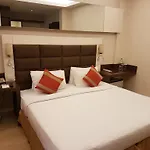 Hotel Arif Castles